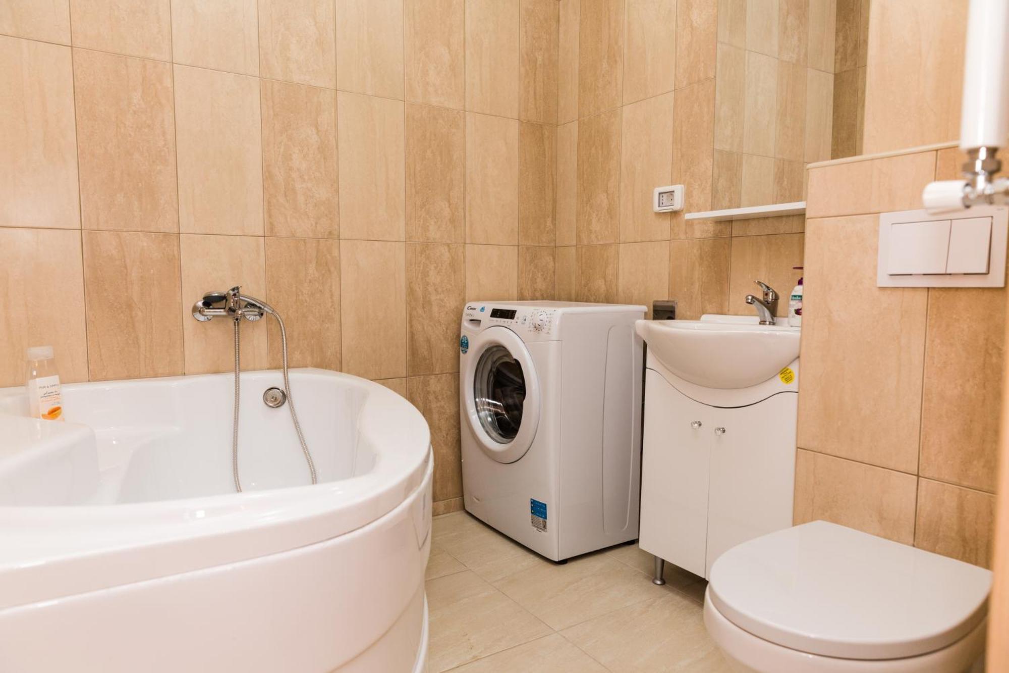 Appartamento Urban Retreat Luxury Hideaway Gran Varadino Esterno foto